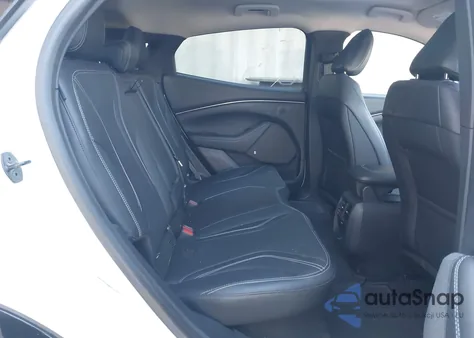 2021 Ford Mustang Mach-E Premium from USA, damaged, VIN 3FMTK3RM1MMA28113